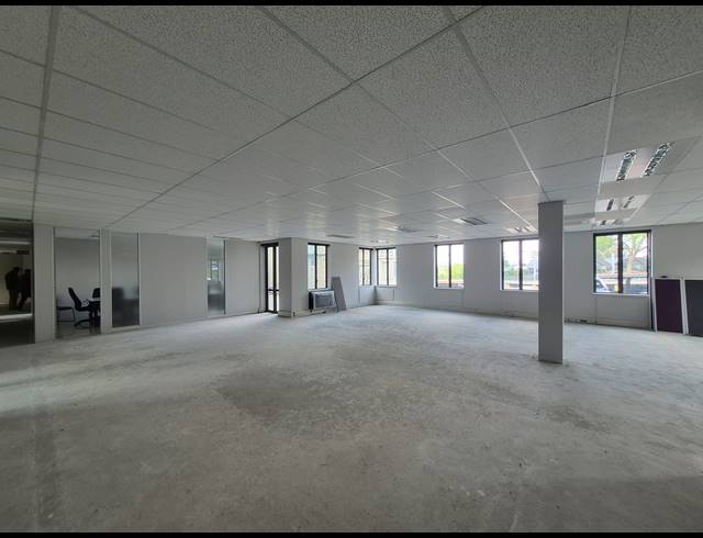 382M² OFFICE TO LET IN SANDTON CENTRAL